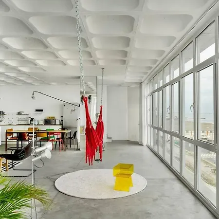 Апартаменти Loft Espacoso Com Vista Deslumbrante O Tejo