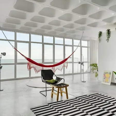 Loft Espacoso Com Vista Deslumbrante O Tejo Лиссабон